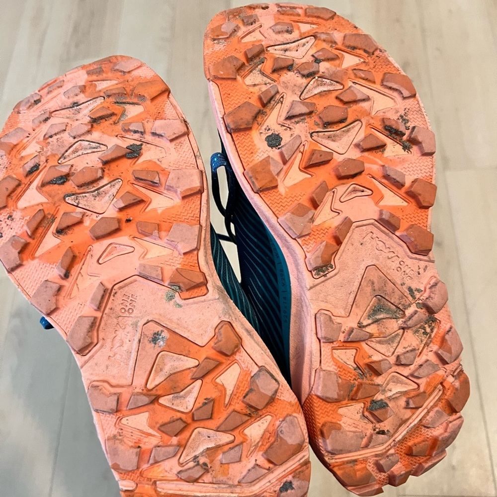 HOKA Nimble lightweight size 6 One One - Picture 8 of 10